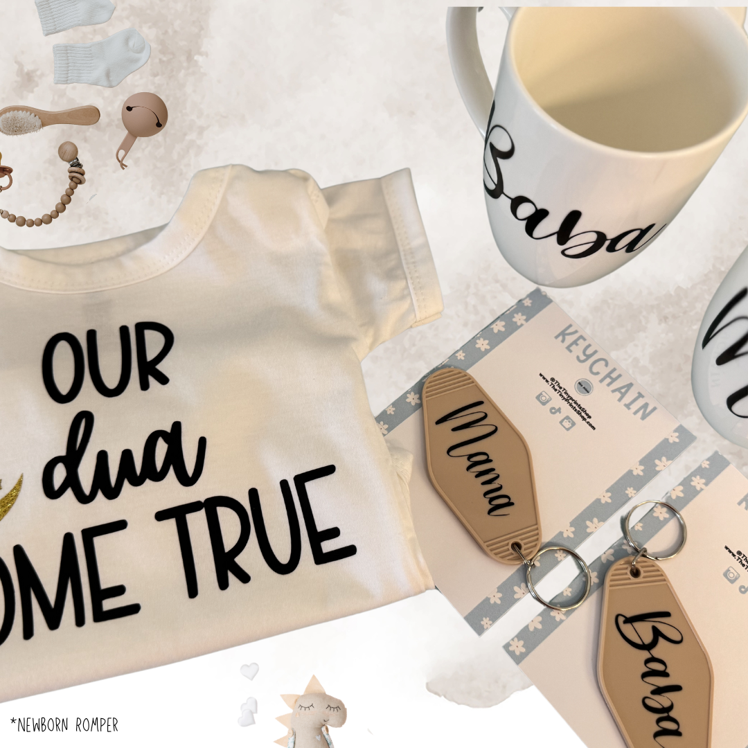 Customised Newborn Baby Gift Box - For Baby, Mom and Dad - TinyPrints